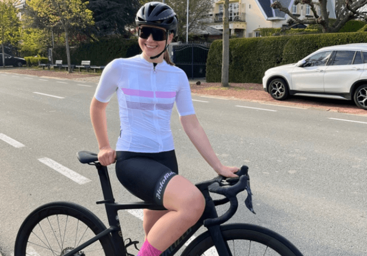 Recenzie: Holokolo dresy očami blogerov