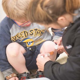 LITTLELIFE MINI FIRST AID KIT