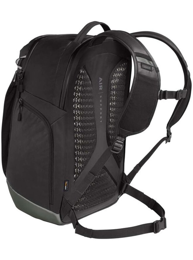 H.A.W.G. COMMUTE 30L