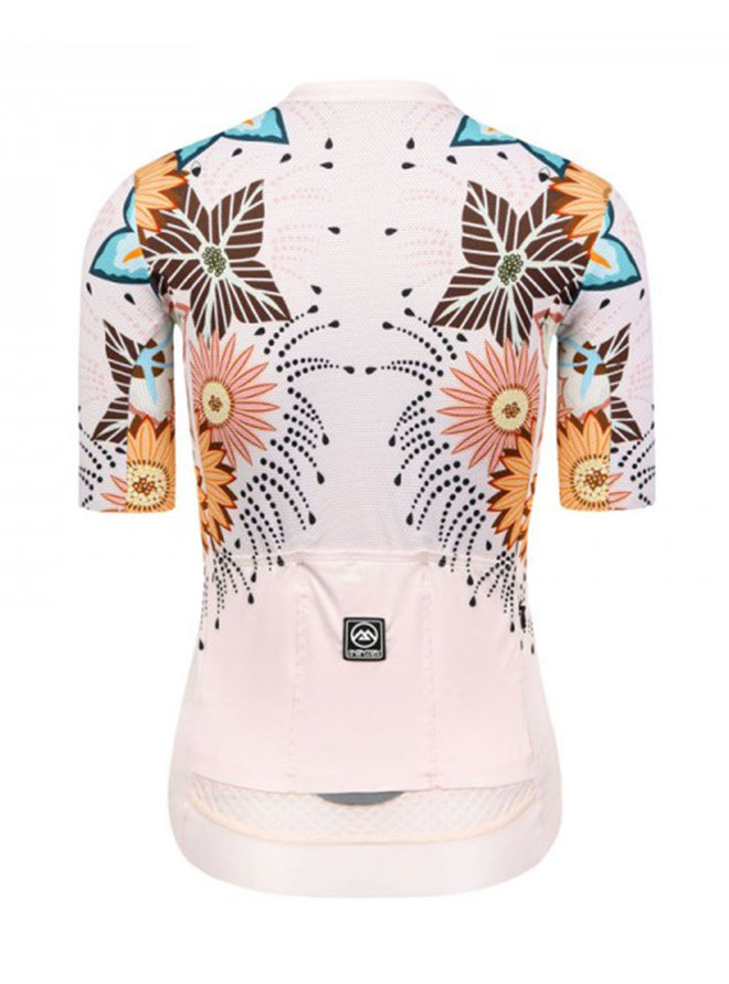 BLOOMS LADY