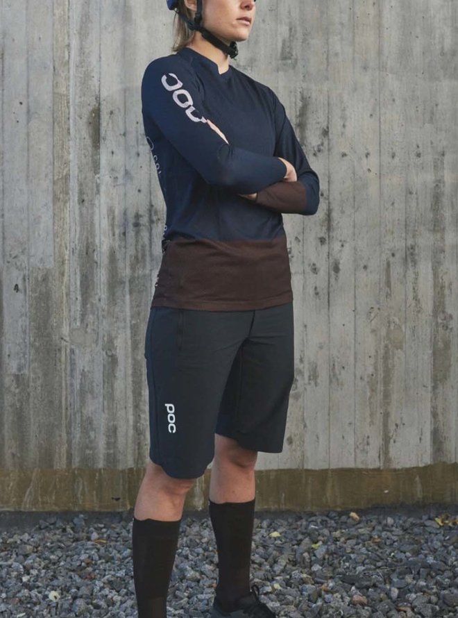 ESSENTIAL ENDURO W