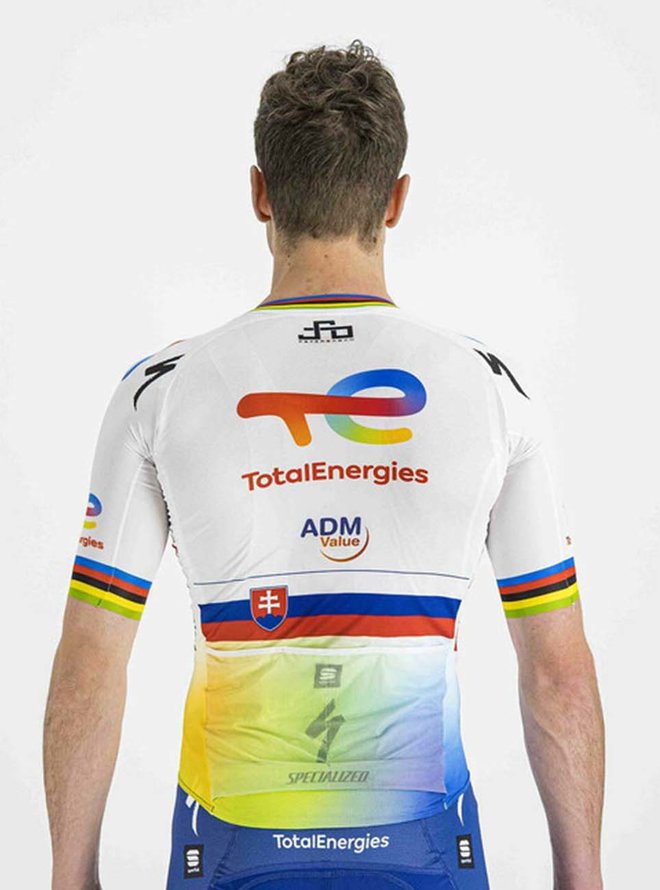 TOTAL ENERGIES 2022