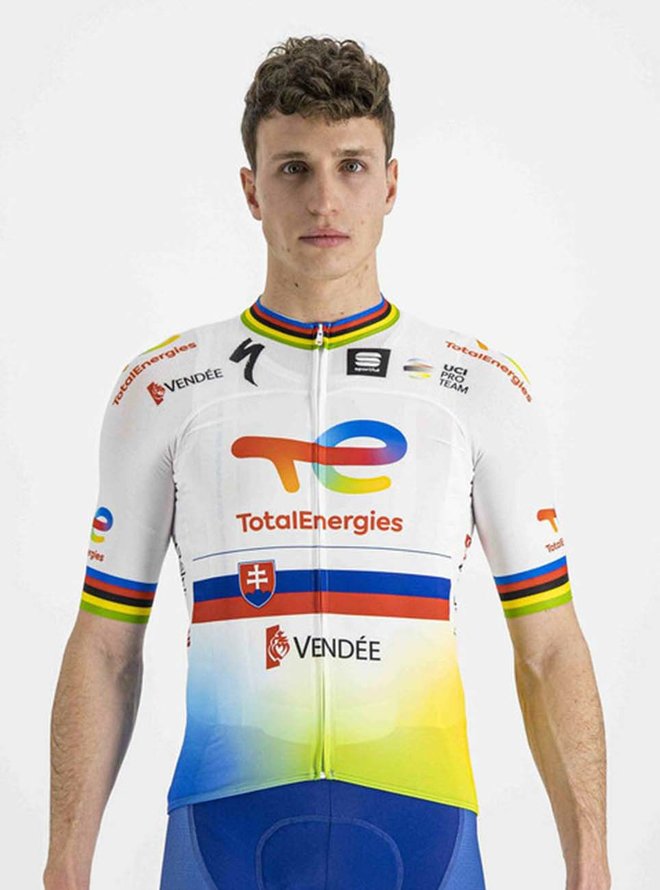 TOTAL ENERGIES 2022