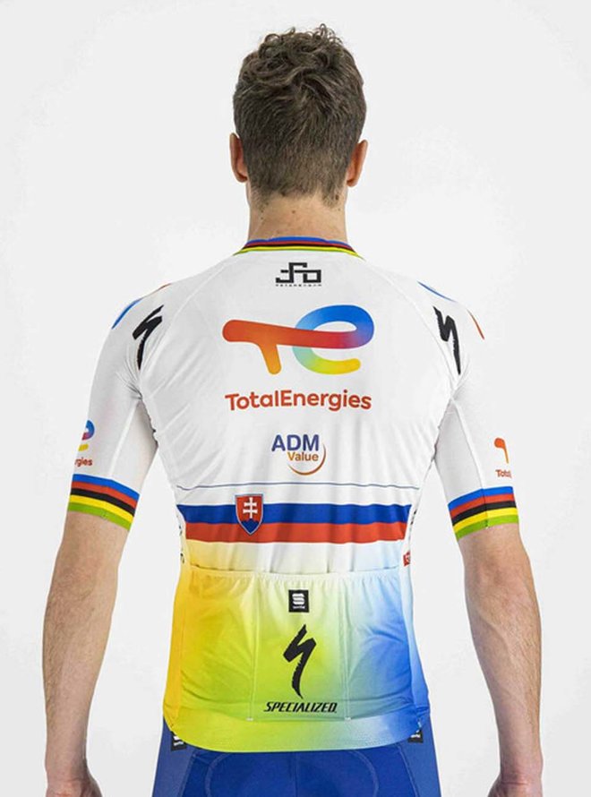 TOTAL ENERGIES 2022