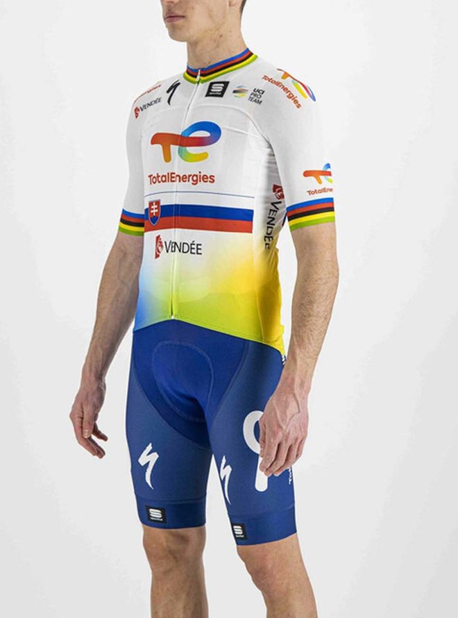 TOTAL ENERGIES 2022